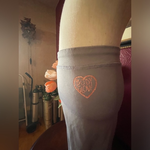 24M Body Glove kids gear, pink and white windbreaker coat and gray pants - Picture 3 of 10